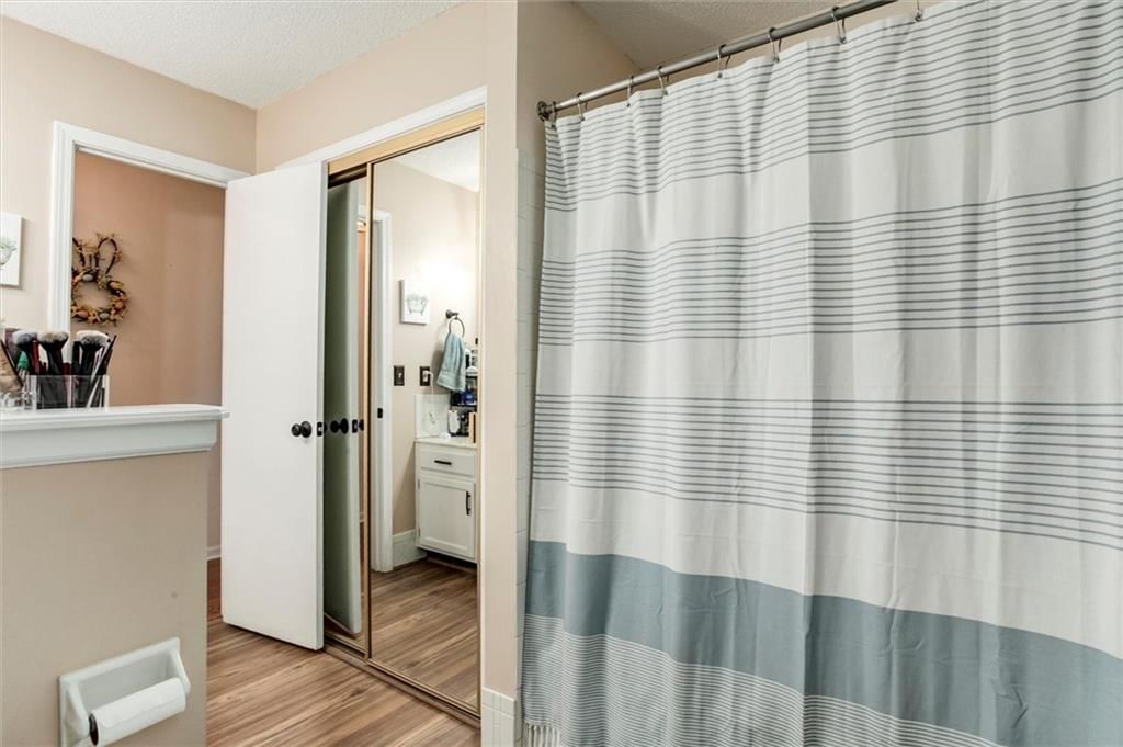 513 NE Grant Drive — photo 14