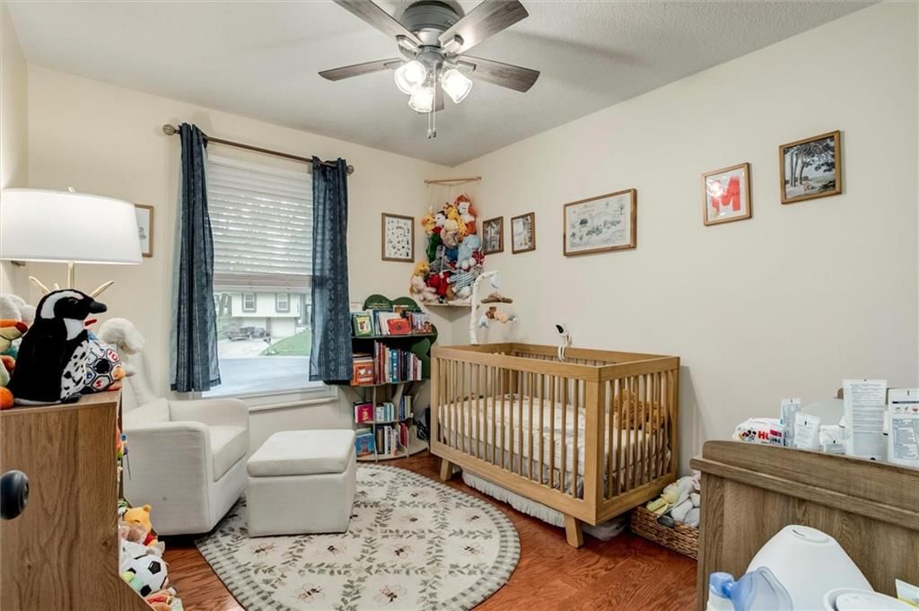 513 NE Grant Drive — photo 15