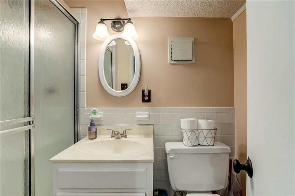 513 NE Grant Drive — photo 22