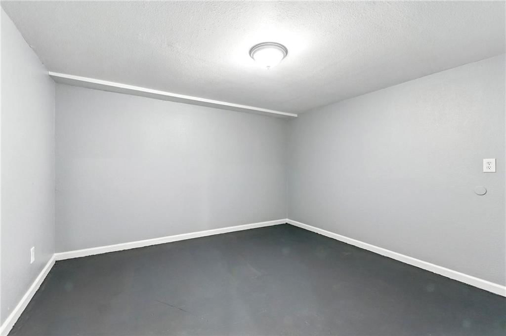 9832 Potter Circle — photo 29
