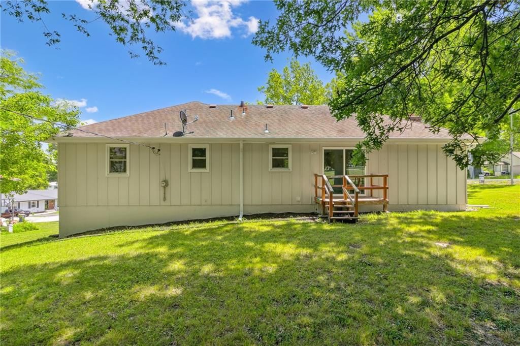 9832 Potter Circle — photo 5