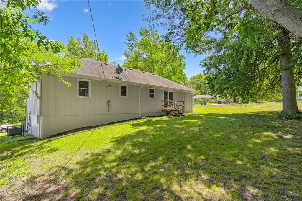 9832 Potter Circle — photo 6
