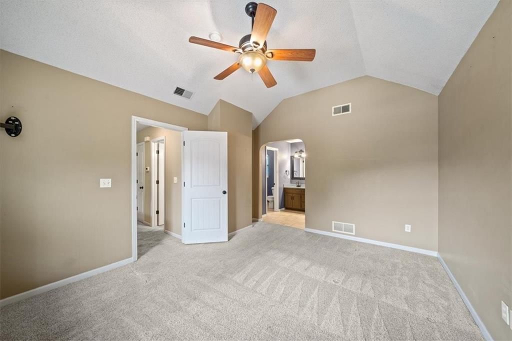 2133 S Stagecoach Drive — photo 15