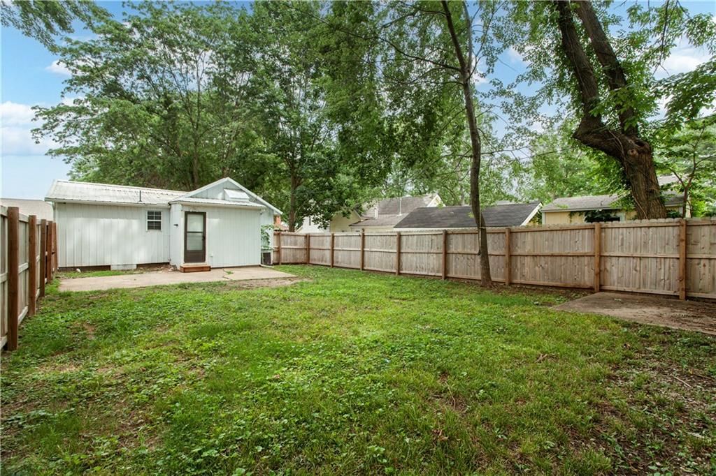 109 NW 16th Street — photo 22