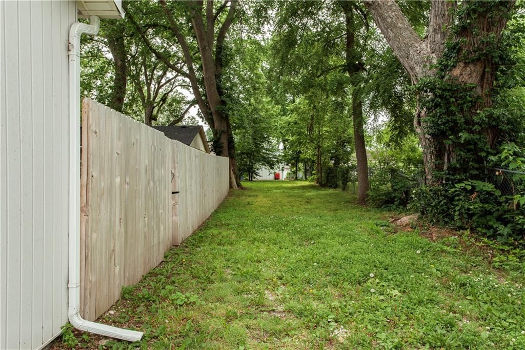 109 NW 16th Street — photo 23