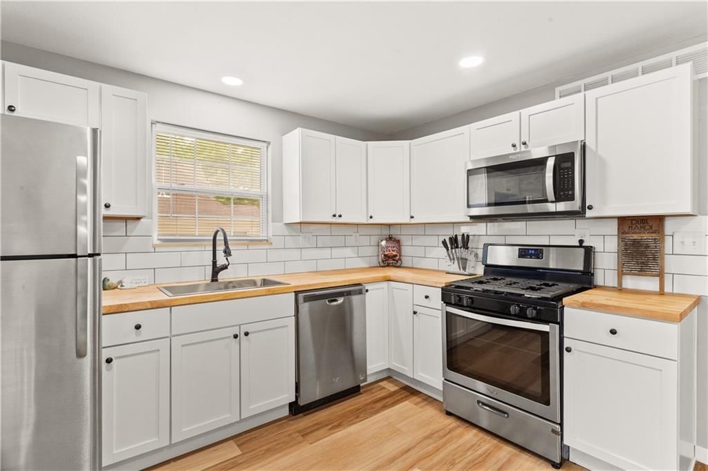 109 NW 16th Street — photo 10