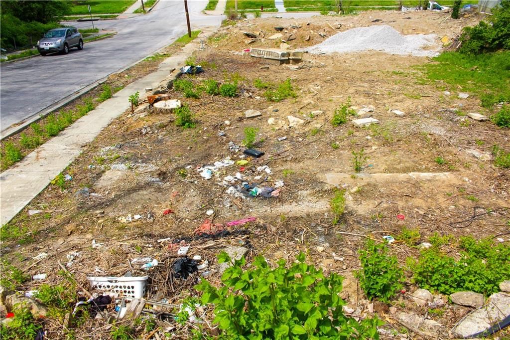 4049 Flora Avenue — photo 5