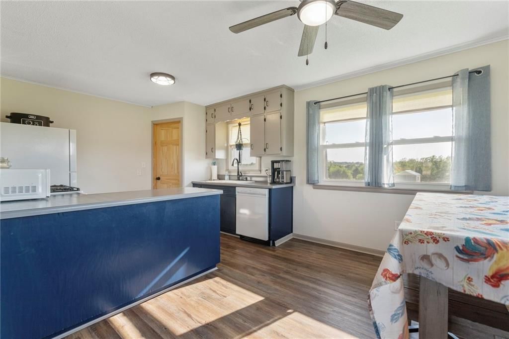 32241 NE Neosho Road — photo 12