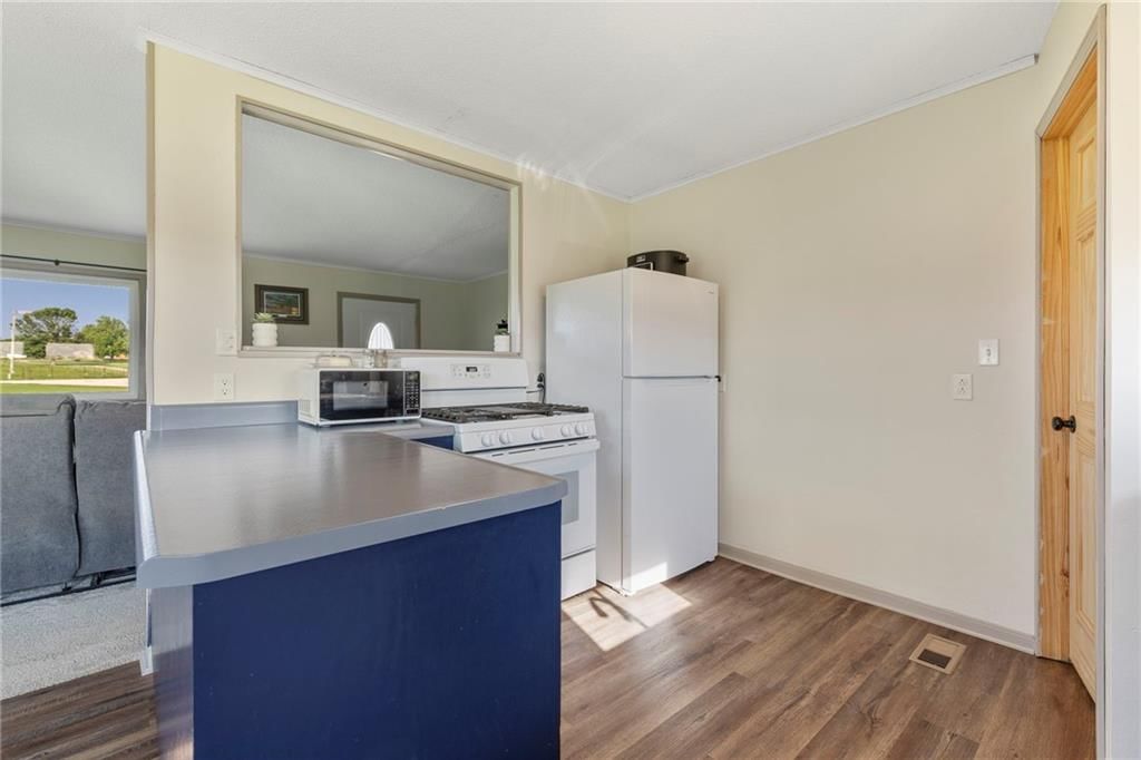 32241 NE Neosho Road — photo 14