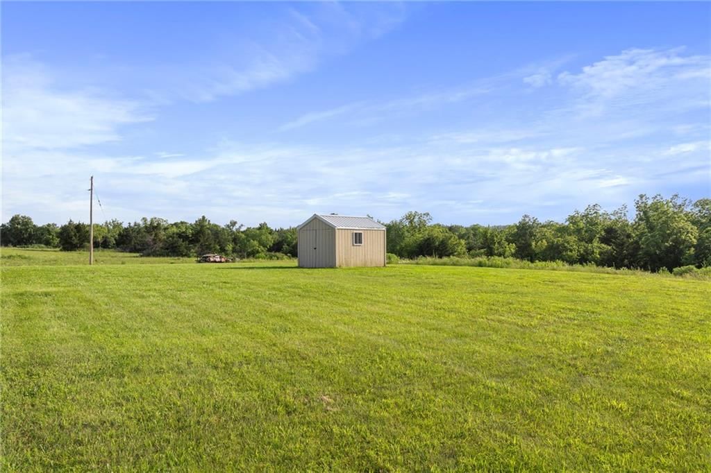 32241 NE Neosho Road — photo 36