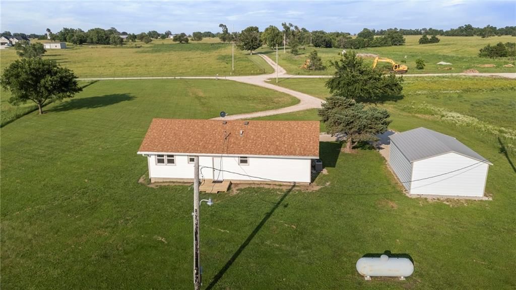 32241 NE Neosho Road — photo 42
