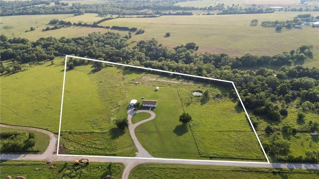32241 NE Neosho Road — photo 44