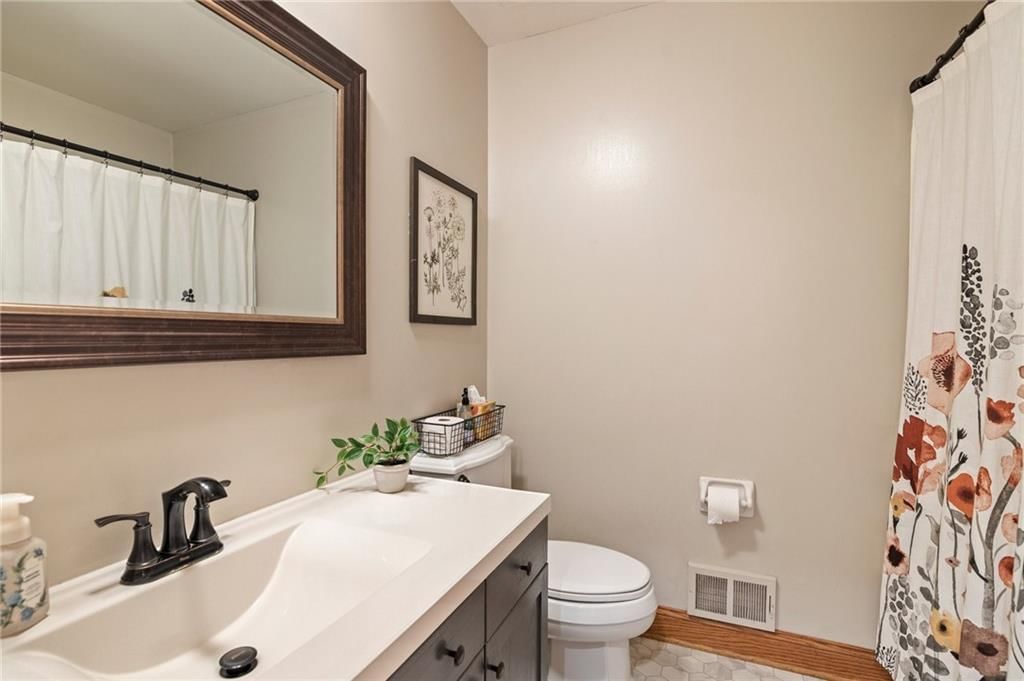 706 SW Montgomery Avenue — photo 25