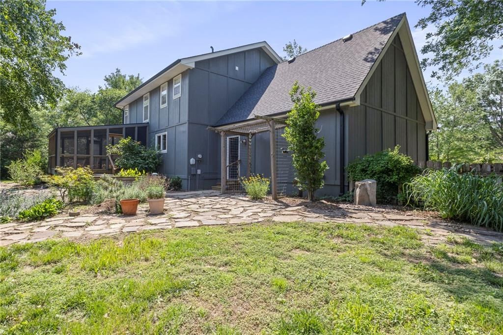 11533 Robinson Street — photo 45