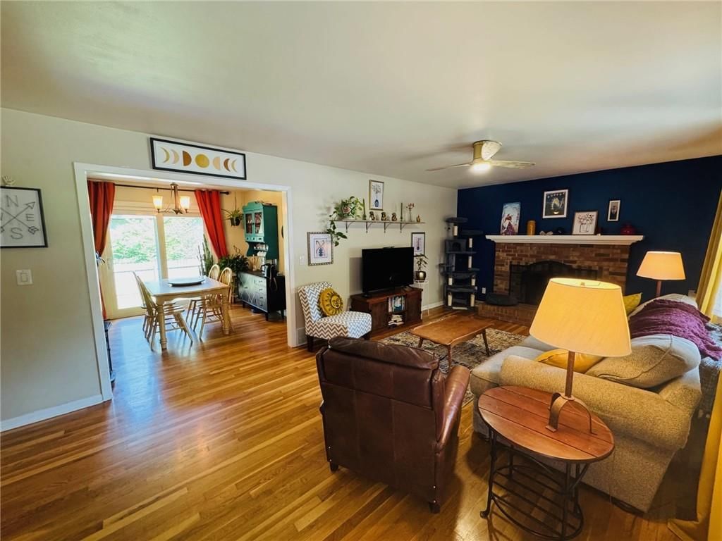 325 Hillcrest Drive — photo 13