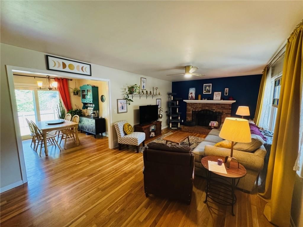 325 Hillcrest Drive — photo 16