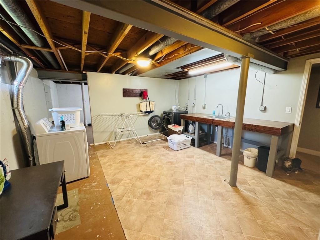 325 Hillcrest Drive — photo 33