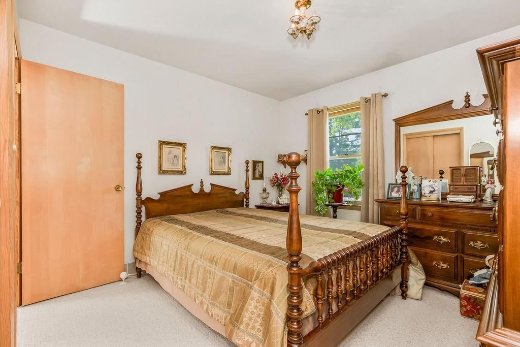 329 Hazel Street — photo 13