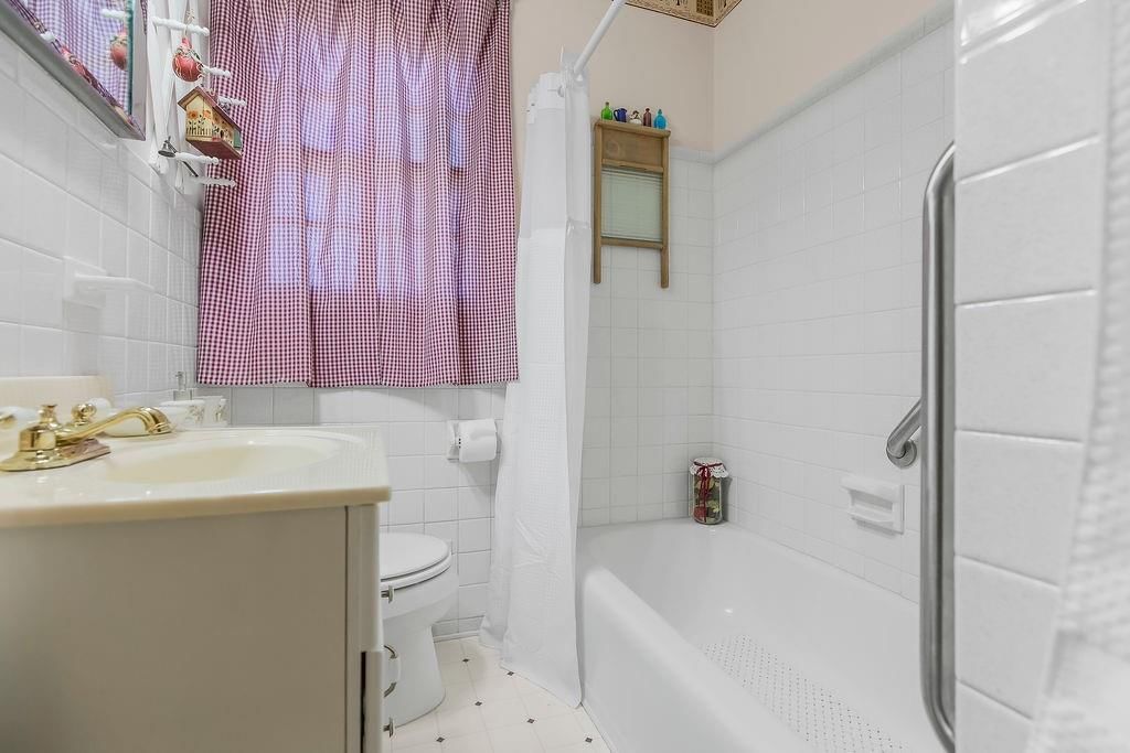 329 Hazel Street — photo 17