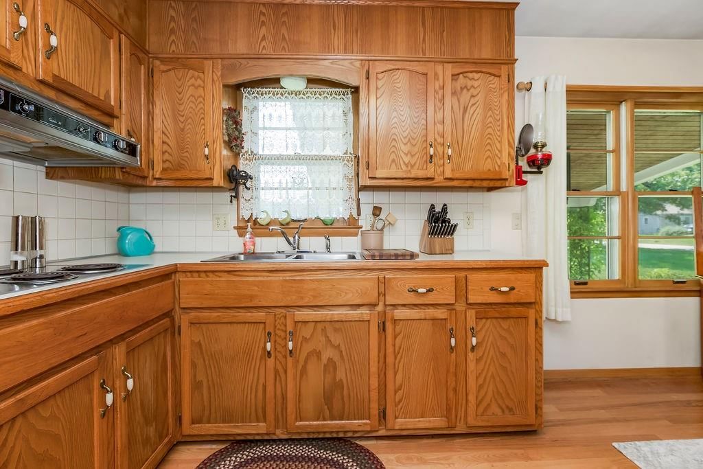 329 Hazel Street — photo 10