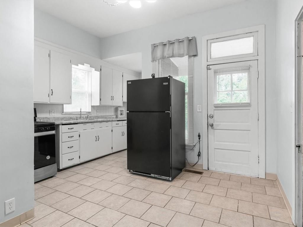 1423 N 2nd Street — photo 13