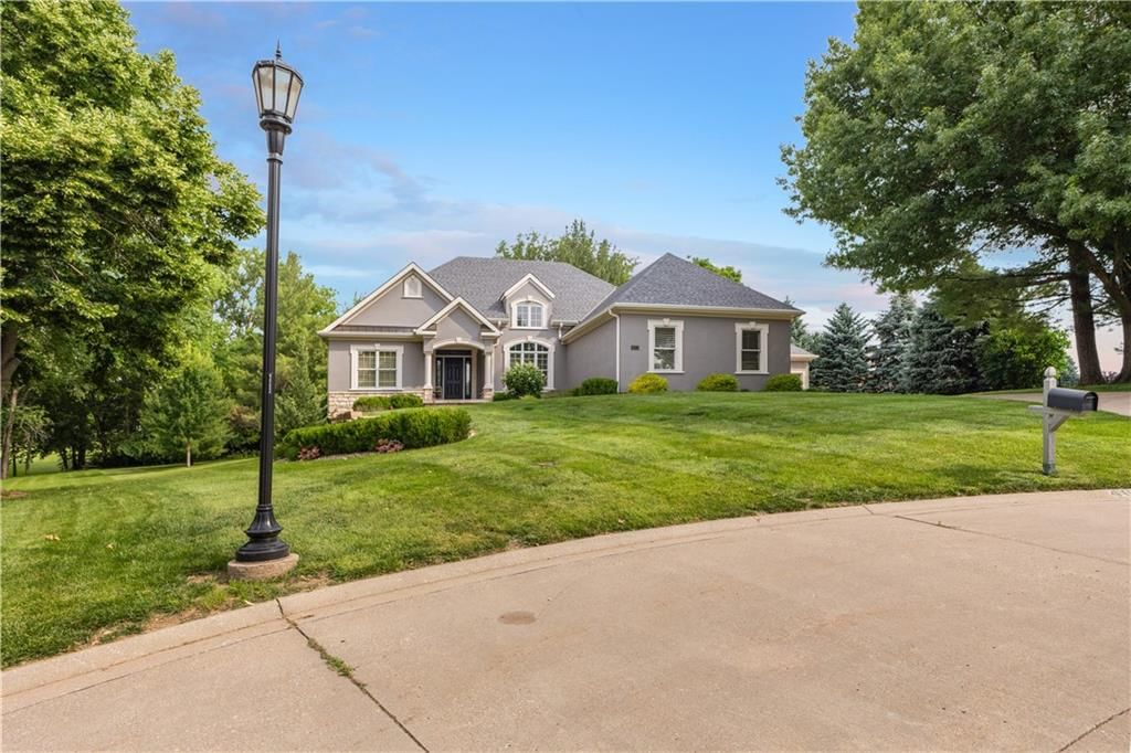 4603 Manor Drive — photo 2