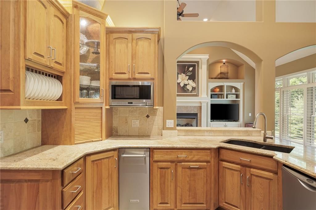 4603 Manor Drive — photo 13