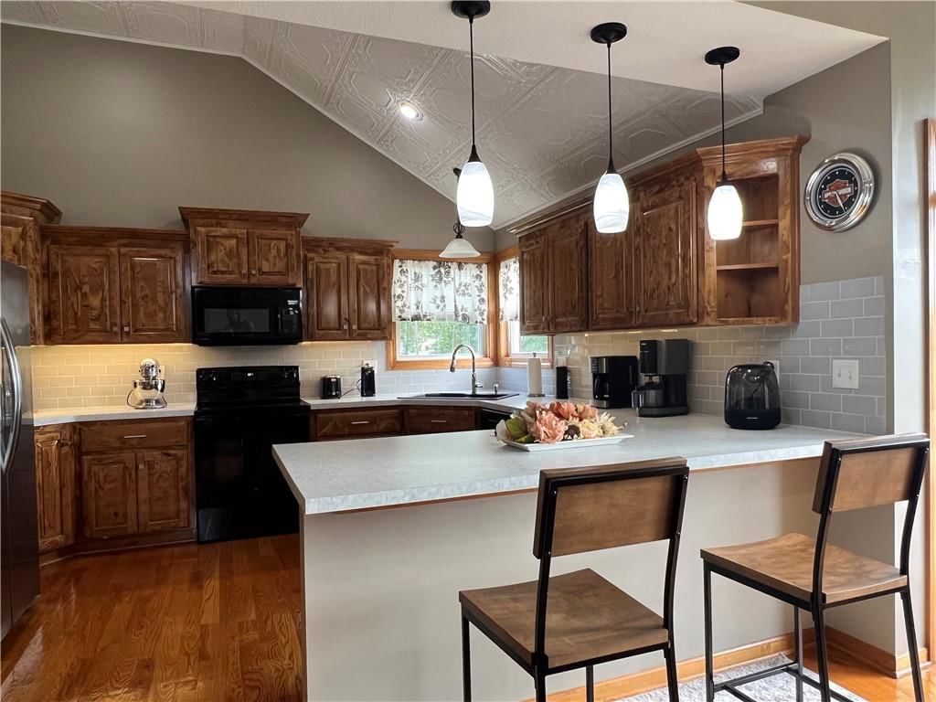 938 S 17th Street — photo 17
