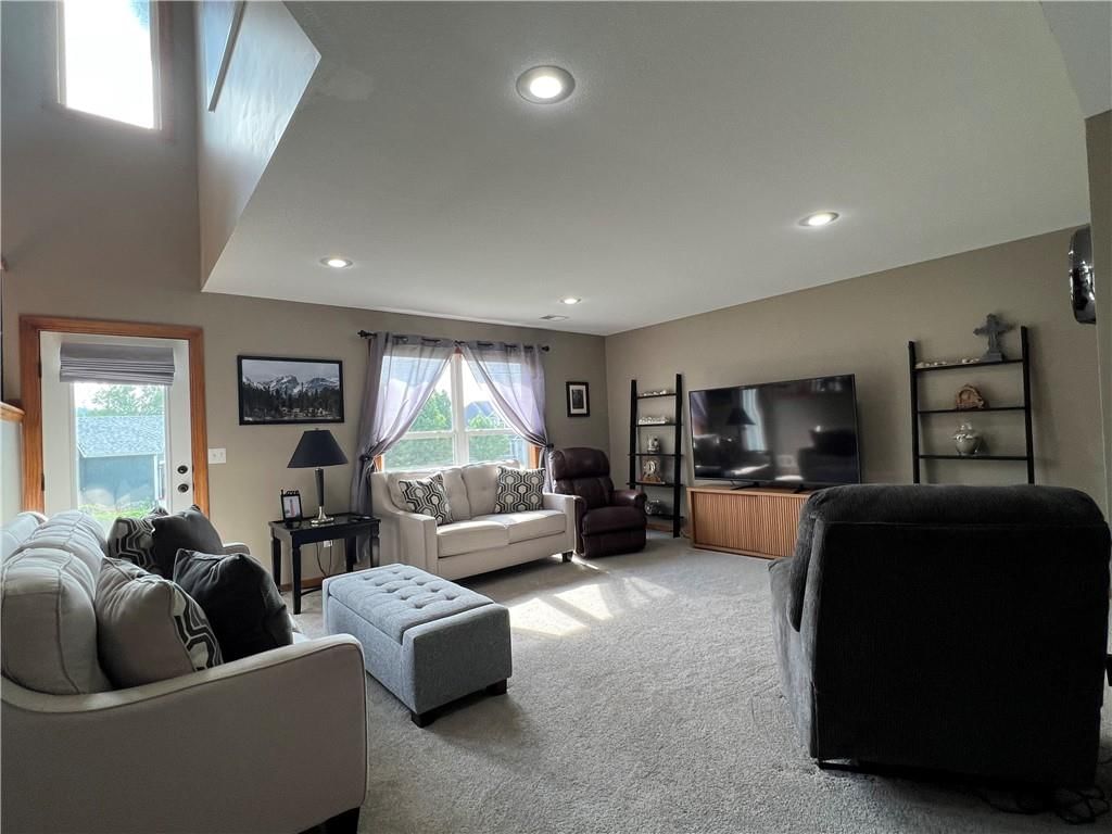 938 S 17th Street — photo 38