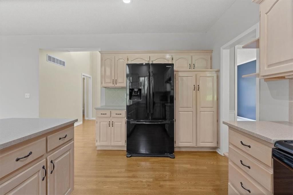 18970 W 115th Terrace — photo 5