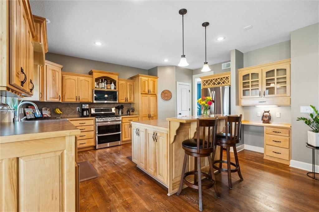 936 SW Raintree Drive — photo 13
