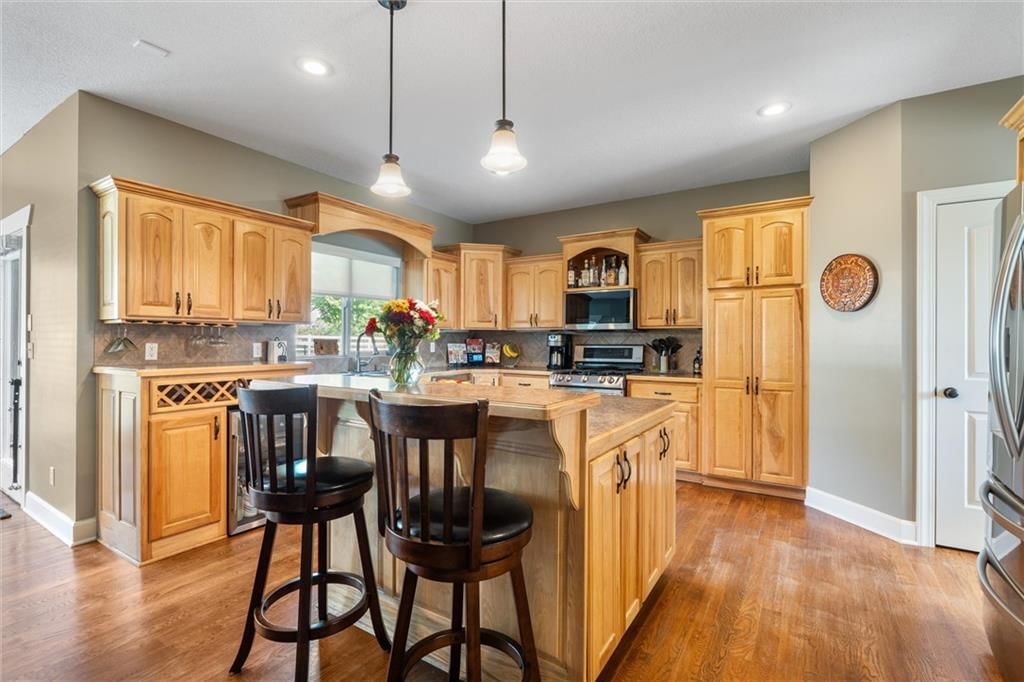 936 SW Raintree Drive — photo 14