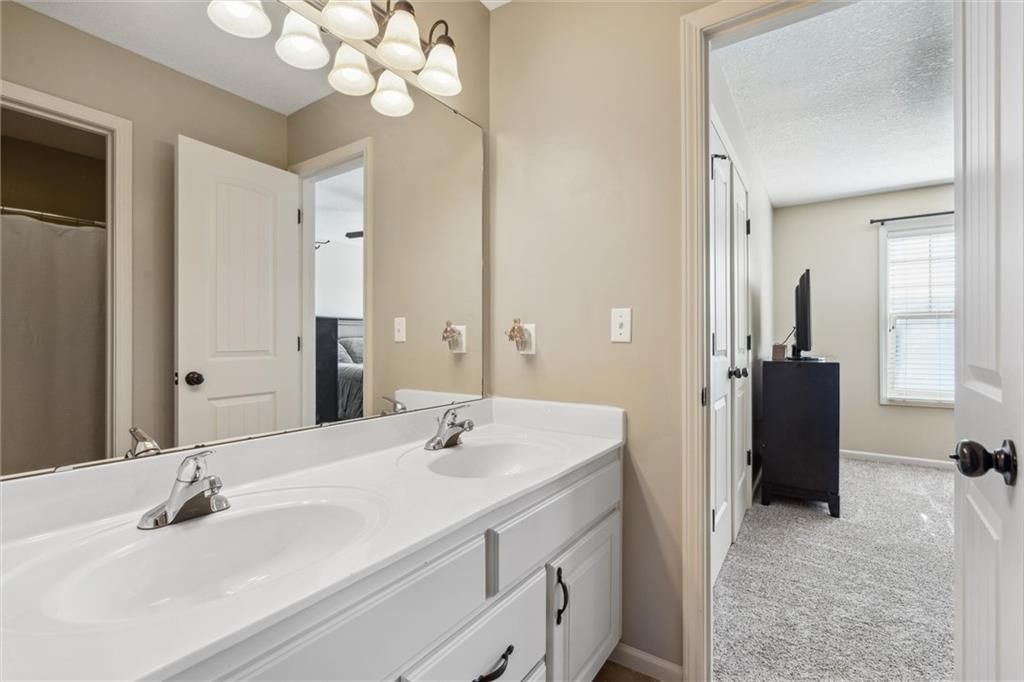 936 SW Raintree Drive — photo 28