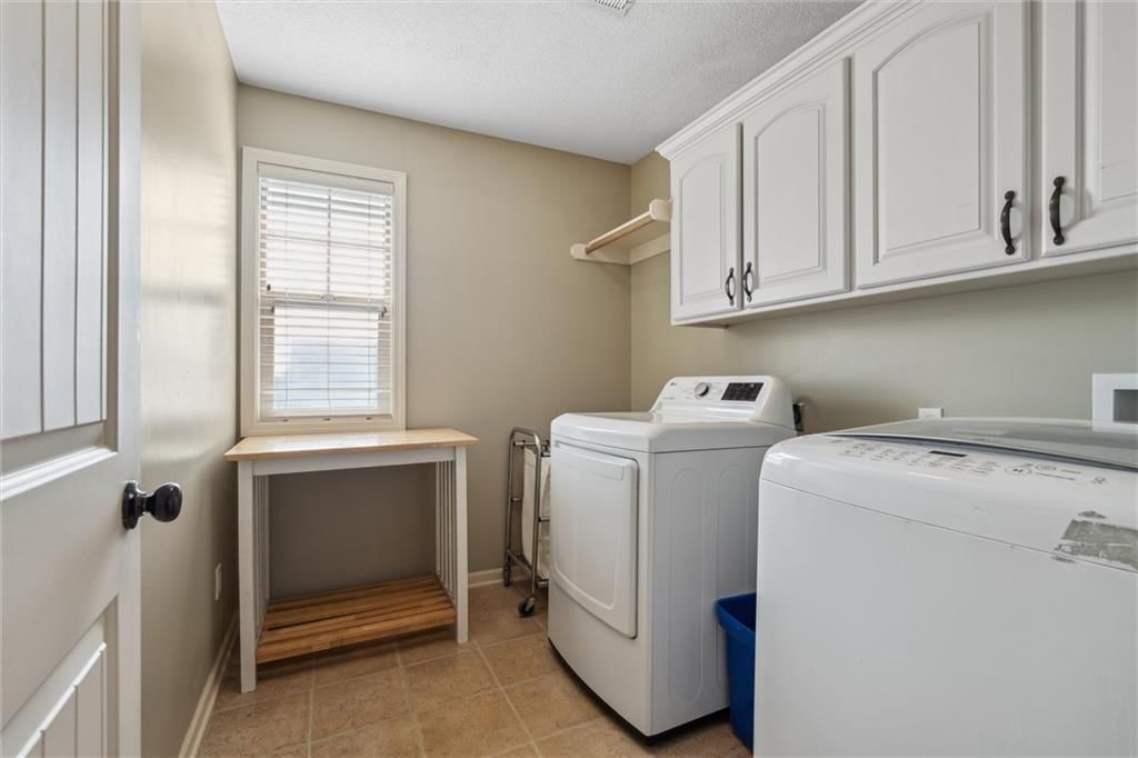 936 SW Raintree Drive — photo 30