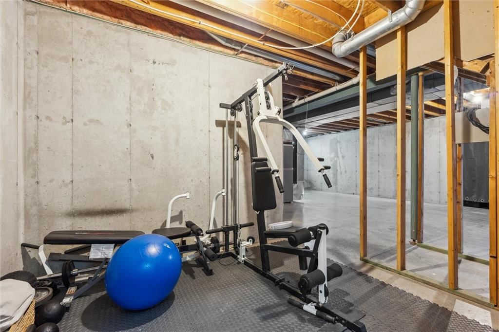 936 SW Raintree Drive — photo 32