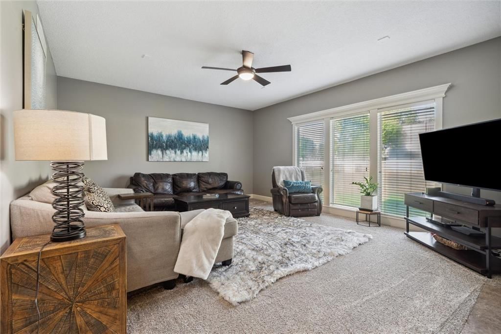 936 SW Raintree Drive — photo 6