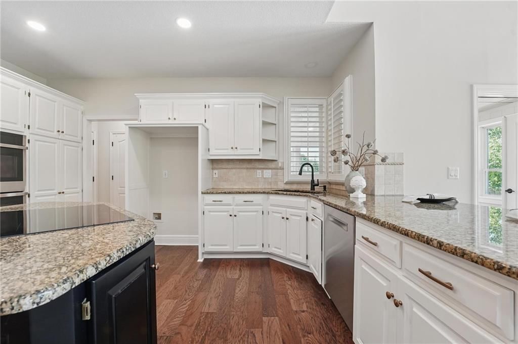 15340 Knox Street — photo 25
