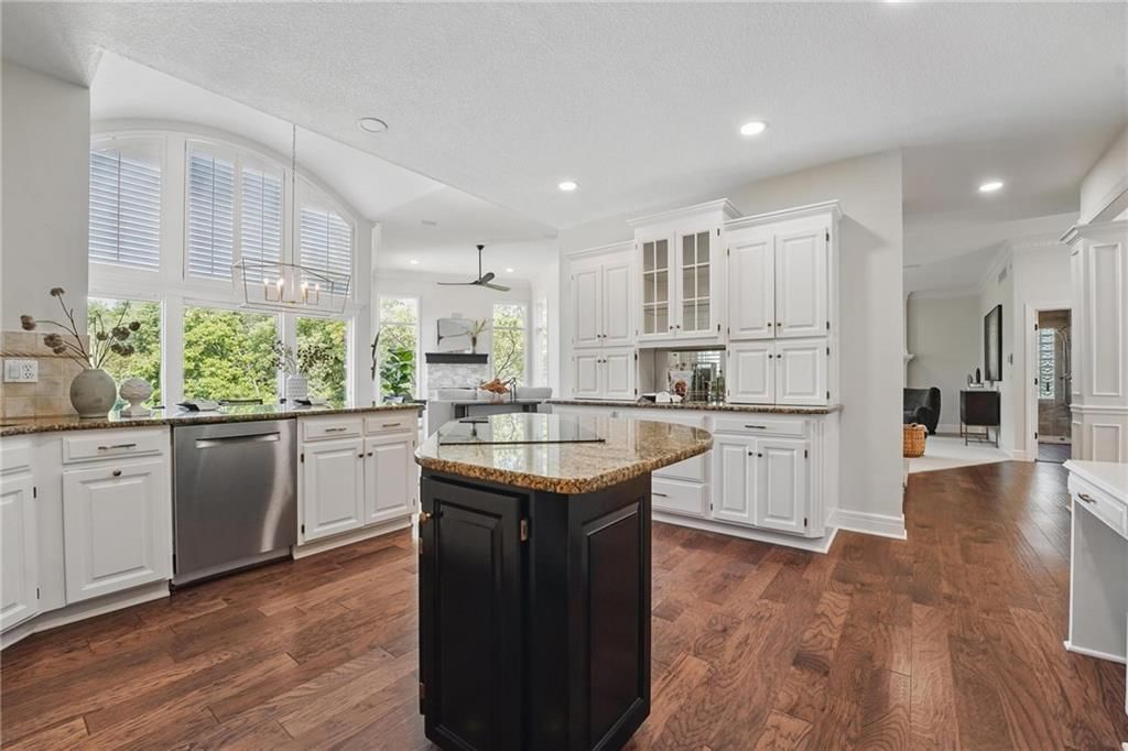 15340 Knox Street — photo 26