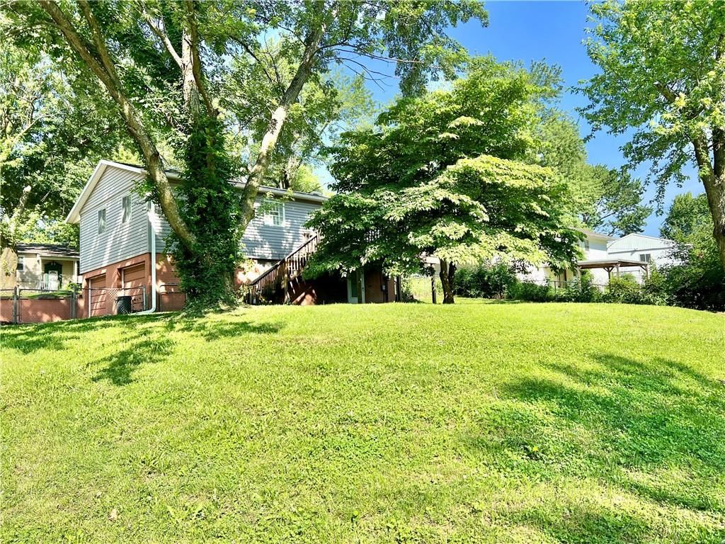 2401 Ivy Court — photo 4