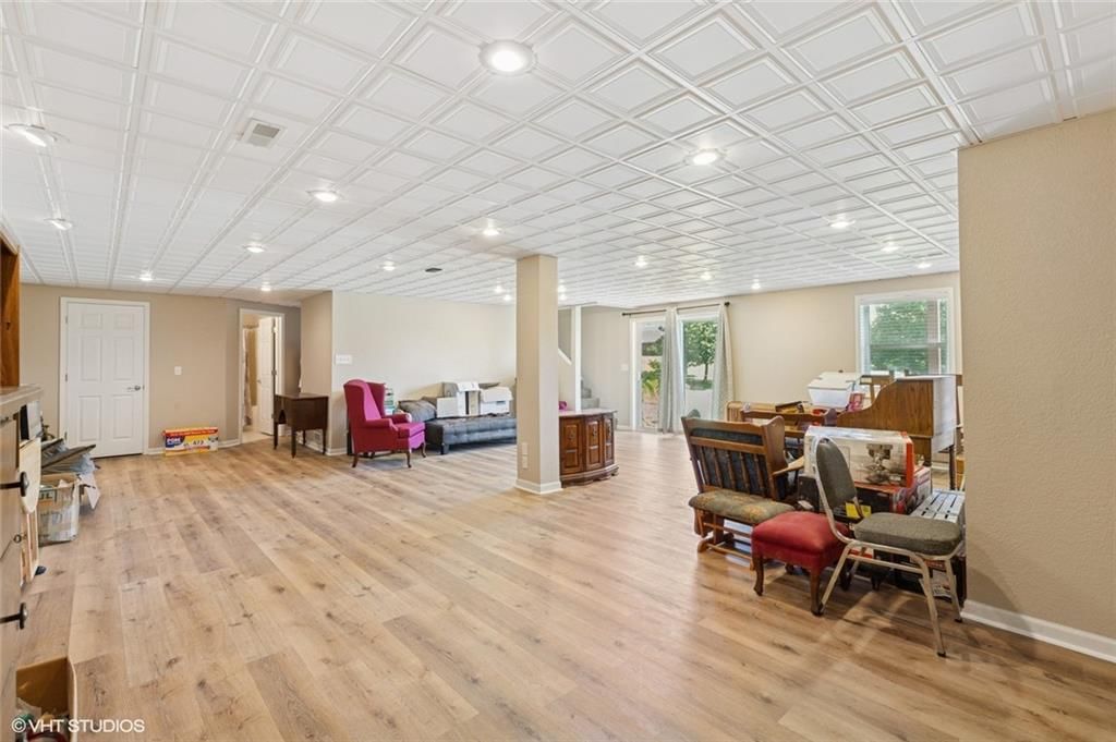 19371 Cedar Gate Drive — photo 20
