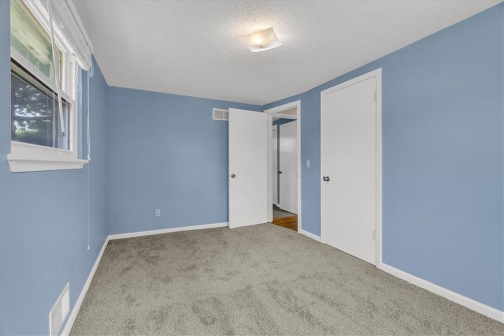 4029 N Spruce Avenue — photo 15