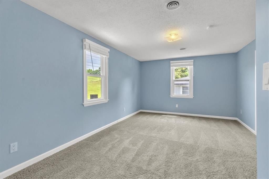 4029 N Spruce Avenue — photo 18