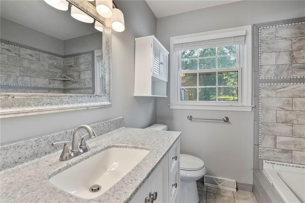 8209 Madison Avenue — photo 18