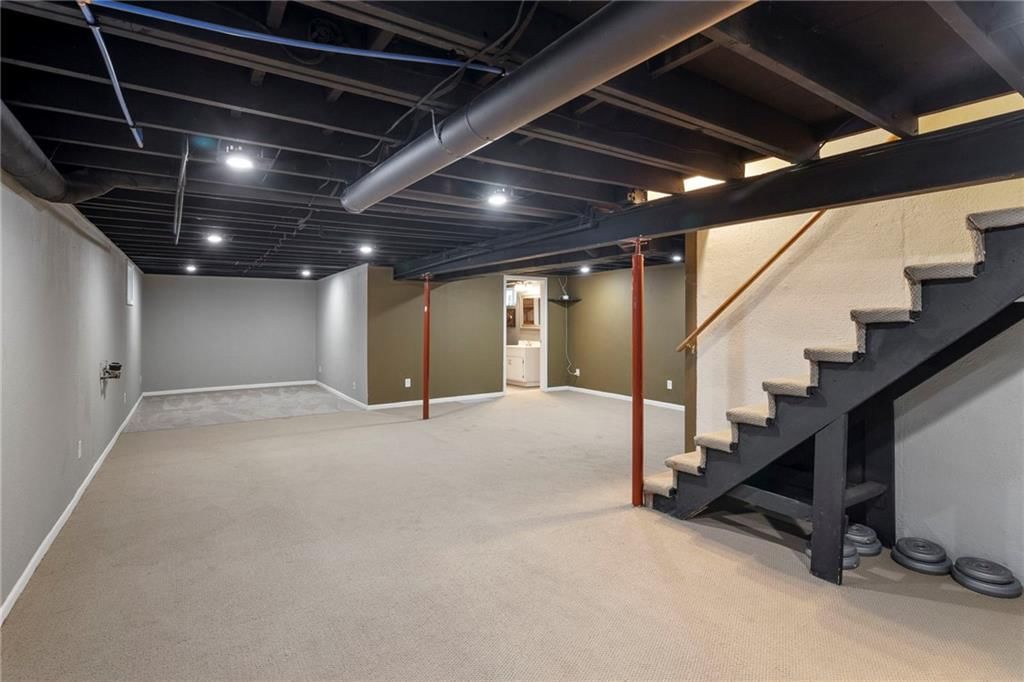 8209 Madison Avenue — photo 24