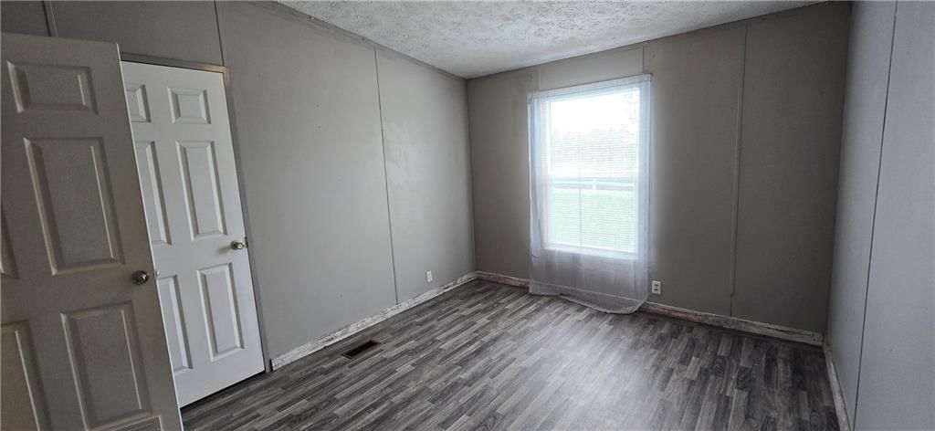 2251 Nemaha Road — photo 31