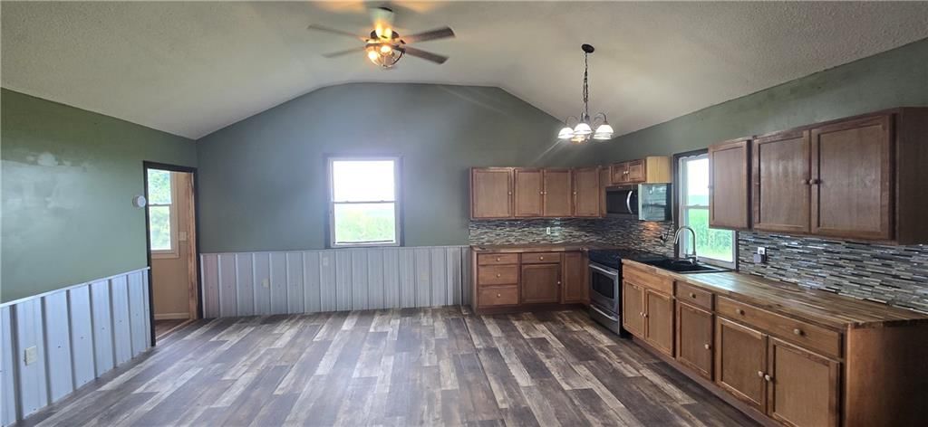 2251 Nemaha Road — photo 72