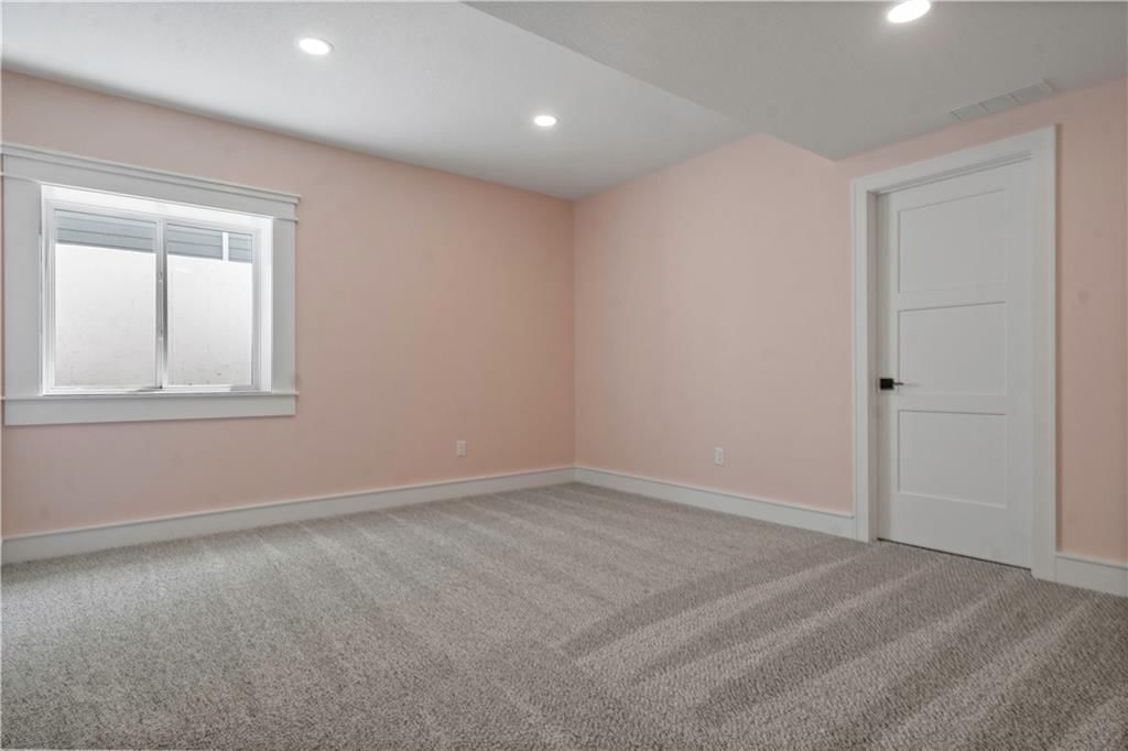16708 Earnshaw Street — photo 85