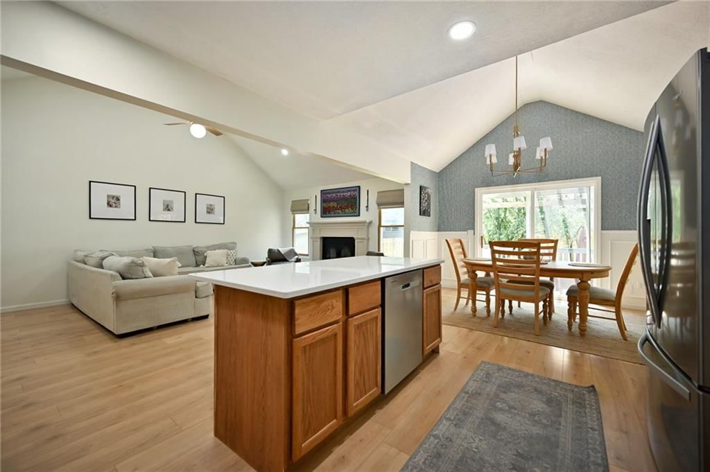 21185 W 126th Street — photo 7