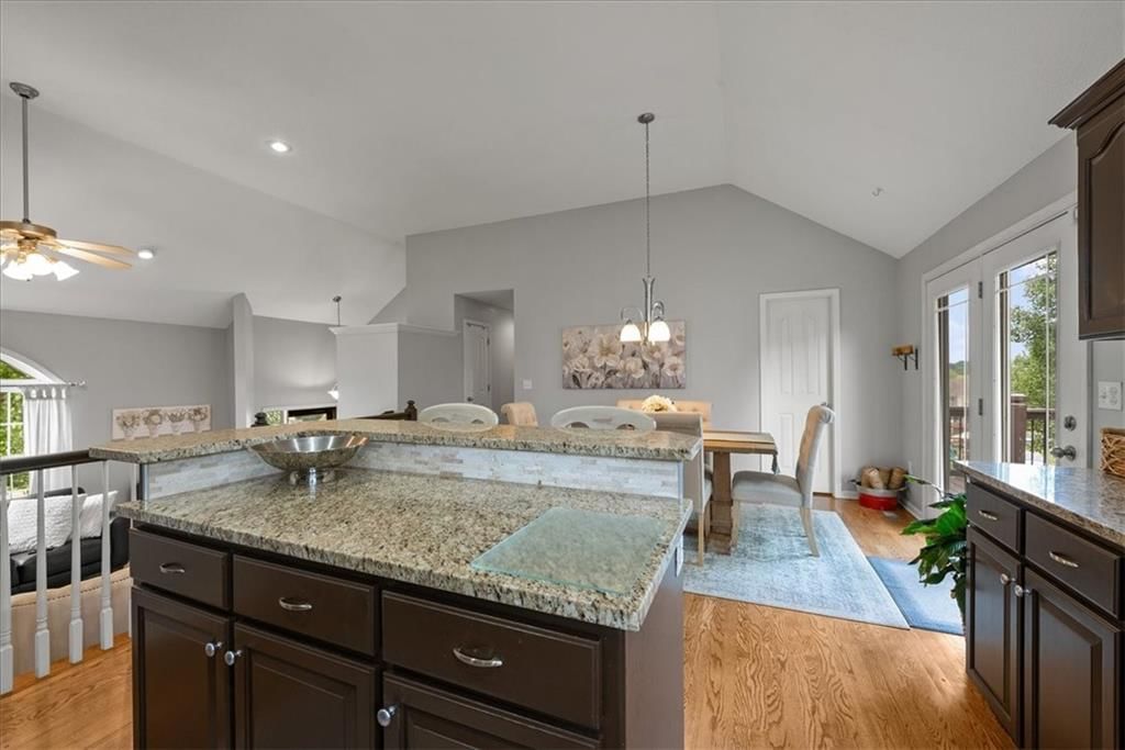 1017 Hampton Drive — photo 11