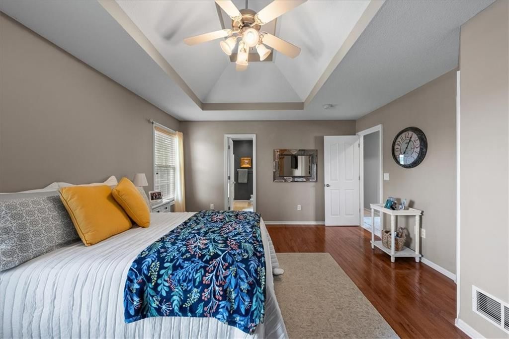 1017 Hampton Drive — photo 17